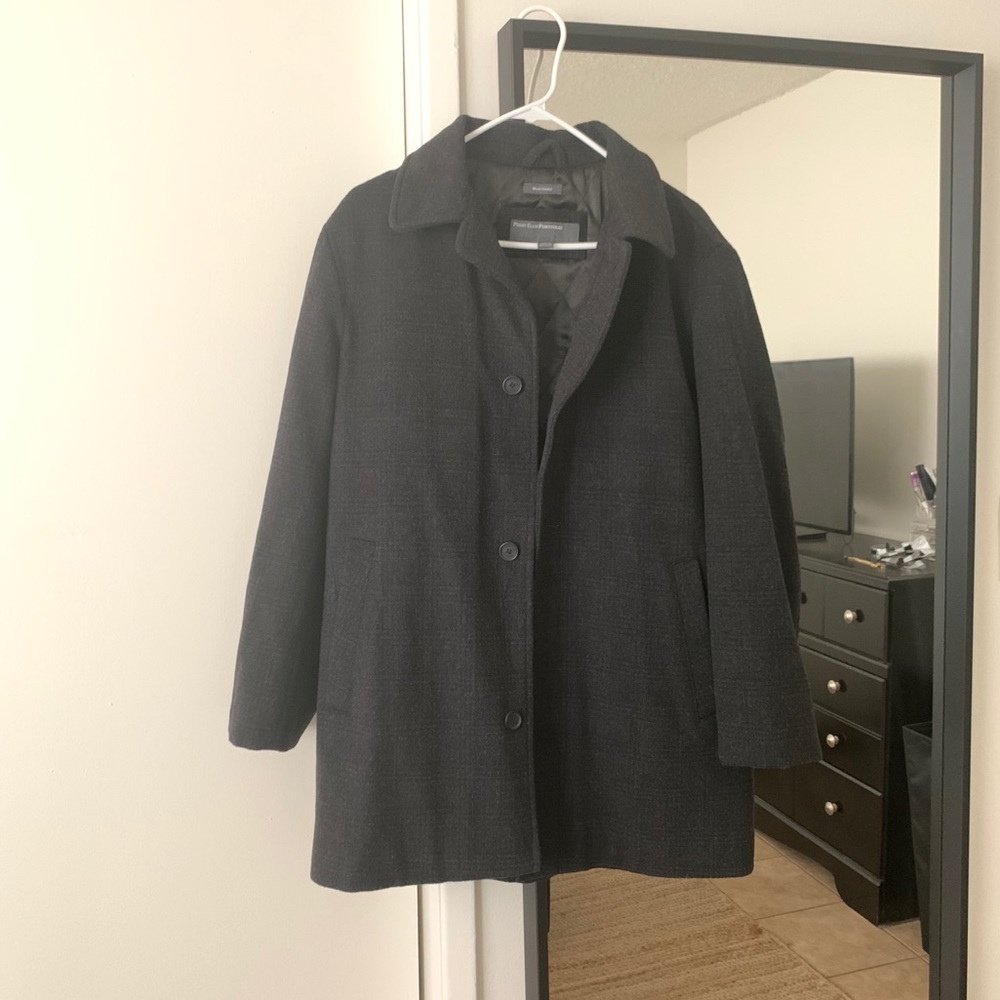 Men’s medium coat